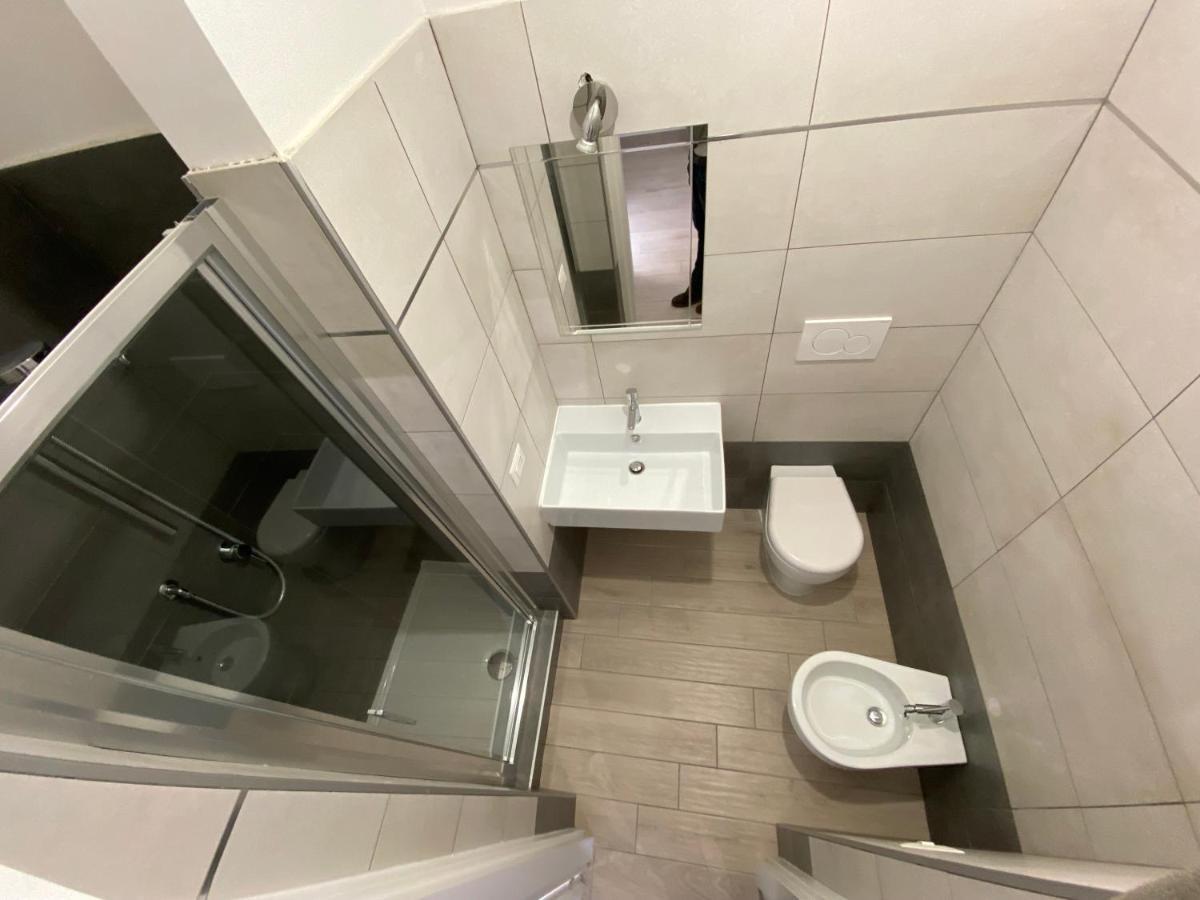 Domus Art Suites Merulana Rome Luaran gambar